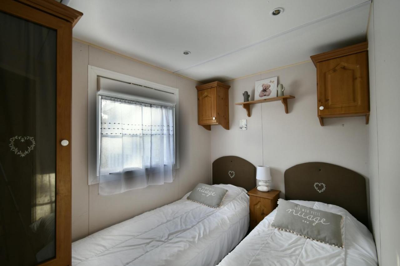 Mobil'Home Climatise Terrain Prive Proche Du Zoo De La Palmyre لو ماثيز المظهر الخارجي الصورة